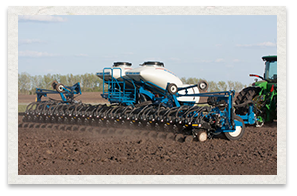 Kinze 3705 Series Front Fold Planter