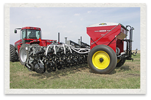 Hiniker 6000 Strip-Till Equipment