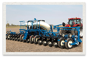 Kinze 3605 Series Pivot Fold Planter